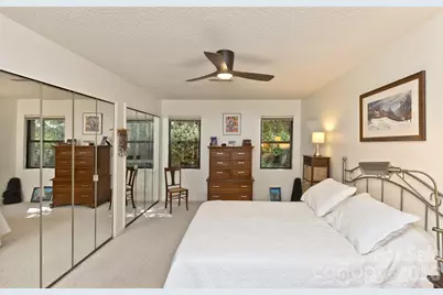 3001 Saint Augustine Place #AA1, Asheville, NC 28805 - Photo 14