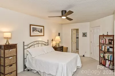 3001 Saint Augustine Place #AA1, Asheville, NC 28805 - Photo 16