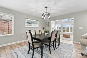 4954 Moonlite Bay Dr, Sherrills Ford, NC 28673 - Photo 8