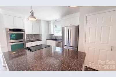 6226 Dumont Lane, Charlotte, NC 28269 - Photo 2