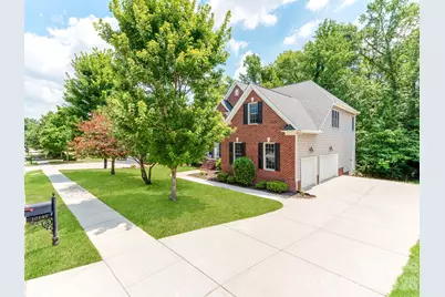 10145 Stewarton Lane NW, Charlotte, NC 28269 - Photo 2