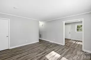 4400 Welling Ave, Charlotte, NC 28208 - Photo 12