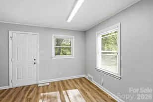 4400 Welling Ave, Charlotte, NC 28208 - Photo 10