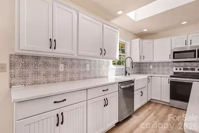 7 Firestone Court, Etowah, NC 28729 - Photo 2