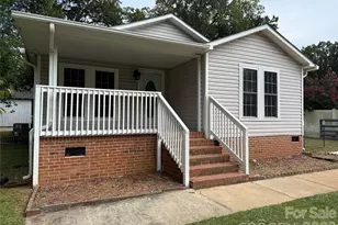 153 Loomis St, Chester, SC 29706 - Photo 2