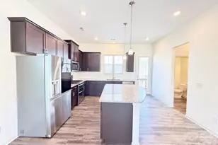 9431 Ainslie Downs St, Charlotte, NC 28273 - Photo 2
