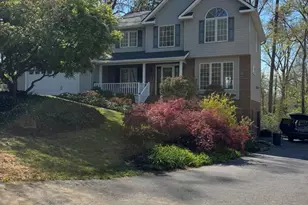 131 Caldonia Dr, Candler, NC 28715 - Photo 2