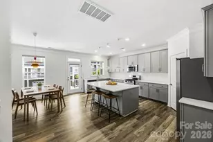 10447 Glenmere Crk Cir, Charlotte, NC 28262 - Photo 10