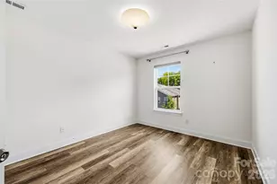 10447 Glenmere Crk Cir, Charlotte, NC 28262 - Photo 34