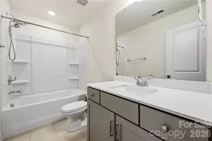 10447 Glenmere Crk Cir, Charlotte, NC 28262 - Photo 32