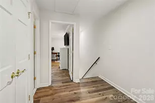 5811 Sharon Rd, Charlotte, NC 28210 - Photo 20
