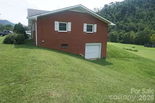 11141 Nc Hwy 226 Hwy, Bakersville, NC 28705 - Photo 10