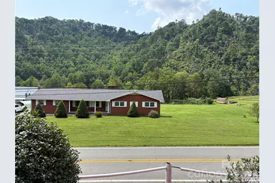 11141 Nc Highway 226 Highway, Bakersville, NC 28705 - Photo 2