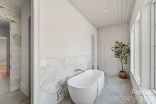110 Hunter Ln, Charlotte, NC 28211 - Photo 24