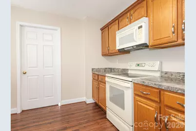 8415 Quail Hollow Drive, Harrisburg, NC 28075 - Photo 16