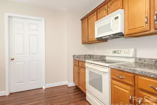 8415 Quail Hollow Dr, Harrisburg, NC 28075 - Photo 16