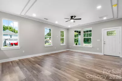 111 N Clay Street, Lowell, NC 28098 - Photo 6