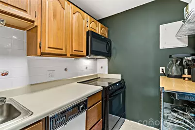647 Town Mountain Road #407, Asheville, NC 28804 - Photo 18