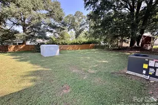 99 N McGinnis Pl, Mount Holly, NC 28120 - Photo 16