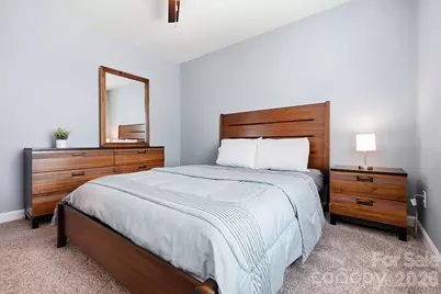2010 Red Ash Drive, Charlotte, NC 28215 - Photo 28