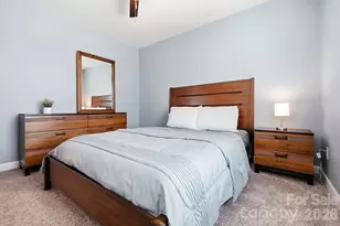 2010 Red Ash Dr, Charlotte, NC 28215 - Photo 28