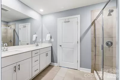2010 Red Ash Drive, Charlotte, NC 28215 - Photo 20