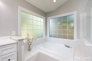 11005 Stonepath Ln, Charlotte, NC 28277 - Photo 10