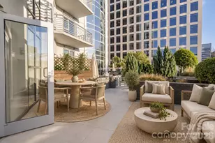 333 W Trade Street W, Charlotte, NC 28202 - Photo 12