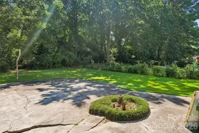 6408 Spring Garden Lane, Charlotte, NC 28213 - Photo 28