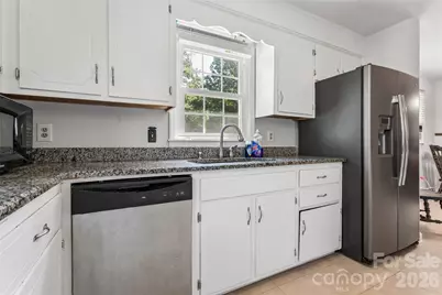 6408 Spring Garden Lane, Charlotte, NC 28213 - Photo 8