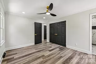 4908 Zephyr Ln, Charlotte, NC 28209 - Photo 22
