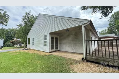 10121 Brawley Lane, Charlotte, NC 28215 - Photo 18