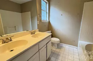 10121 Brawley Ln, Charlotte, NC 28215 - Photo 14