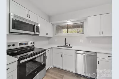 11222 Carmel Chace Drive, Charlotte, NC 28226 - Photo 12