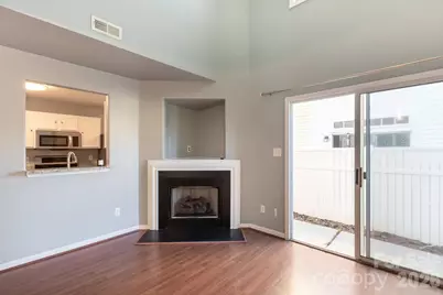 1521 Hyacinth Court, Charlotte, NC 28215 - Photo 4