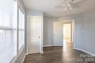 1521 Hyacinth Ct, Charlotte, NC 28215 - Photo 20