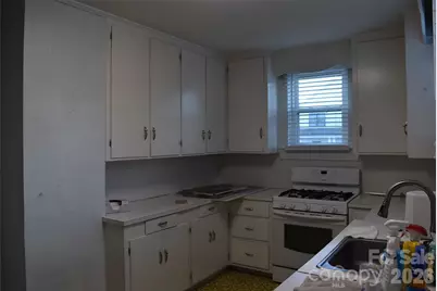 301 Highland Street, Mount Holly, NC 28120 - Photo 12