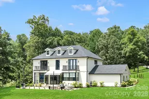 107 Lee Ln, Mars Hill, NC 28754 - Photo 2