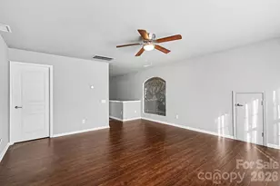 7024 Saranac Ln, Charlotte, NC 28105 - Photo 14