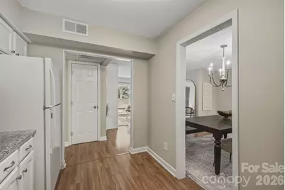 7034 Quail Hill Road, Charlotte, NC 28210 - Photo 8
