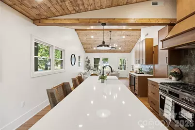 7126 Woodstream Drive, Charlotte, NC 28210 - Photo 8