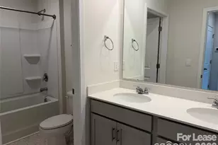 4119 Village Blvd NW, Conover, NC 28613 - Photo 10