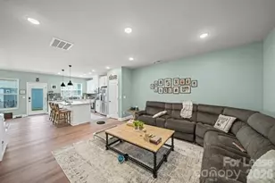 10037 Mamillion Dr, Huntersville, NC 28078 - Photo 2