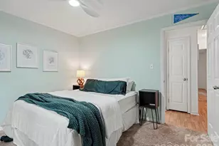 7239 Lockmont Dr, Charlotte, NC 28212 - Photo 32