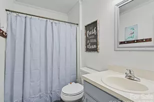 7239 Lockmont Dr, Charlotte, NC 28212 - Photo 34