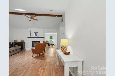 7239 Lockmont Drive, Charlotte, NC 28212 - Photo 4