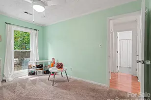 7239 Lockmont Dr, Charlotte, NC 28212 - Photo 28