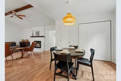 7239 Lockmont Drive, Charlotte, NC 28212 - Photo 14