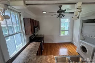 200 Courtland Pl, Asheville, NC 28801 - Photo 8