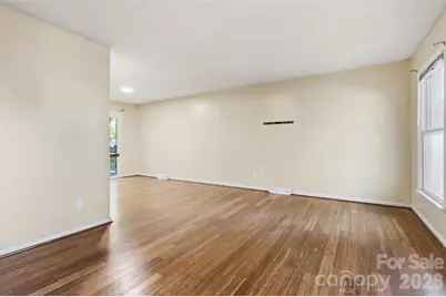 609 Old Farm Road, Statesville, NC 28625 - Photo 4